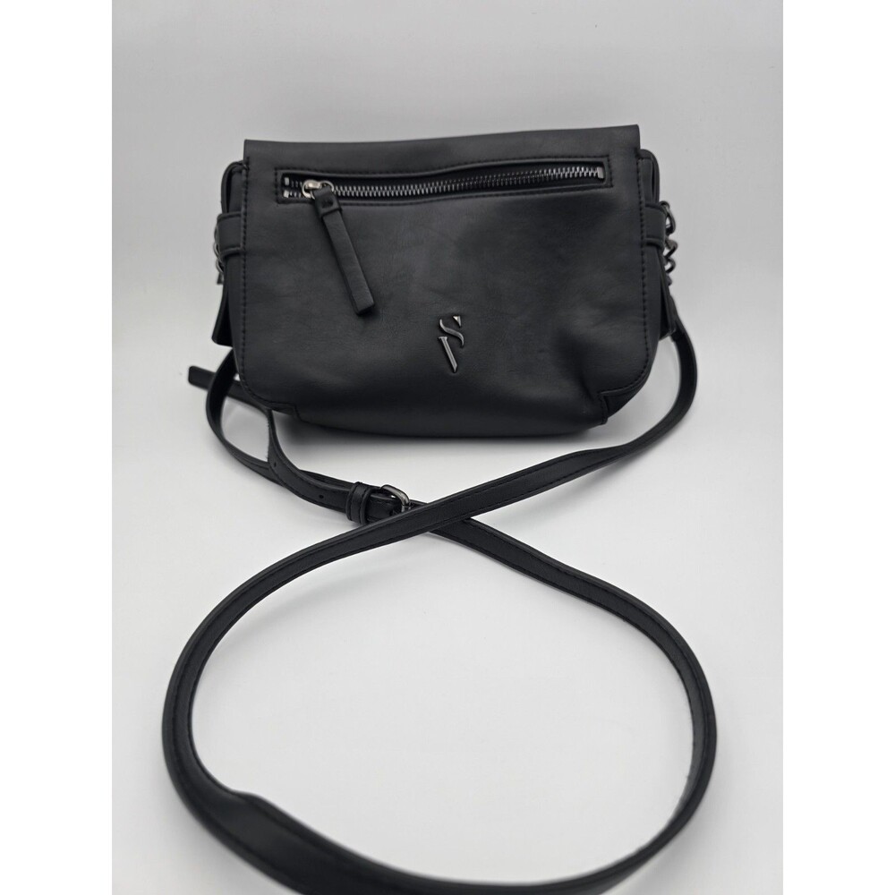 Simply Vera Wang Black Faux Leather Crossbody Bag Flap Wallet Purse SV83XB12